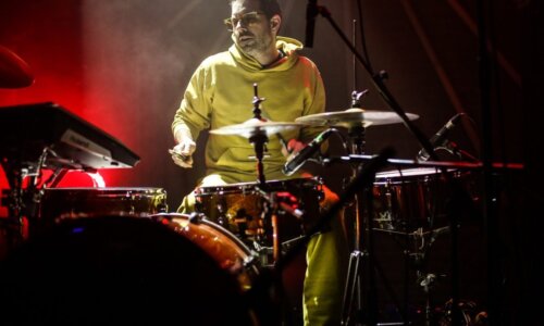 Mark Guiliana | MARK