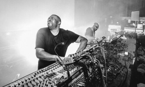 Octave One (Live)